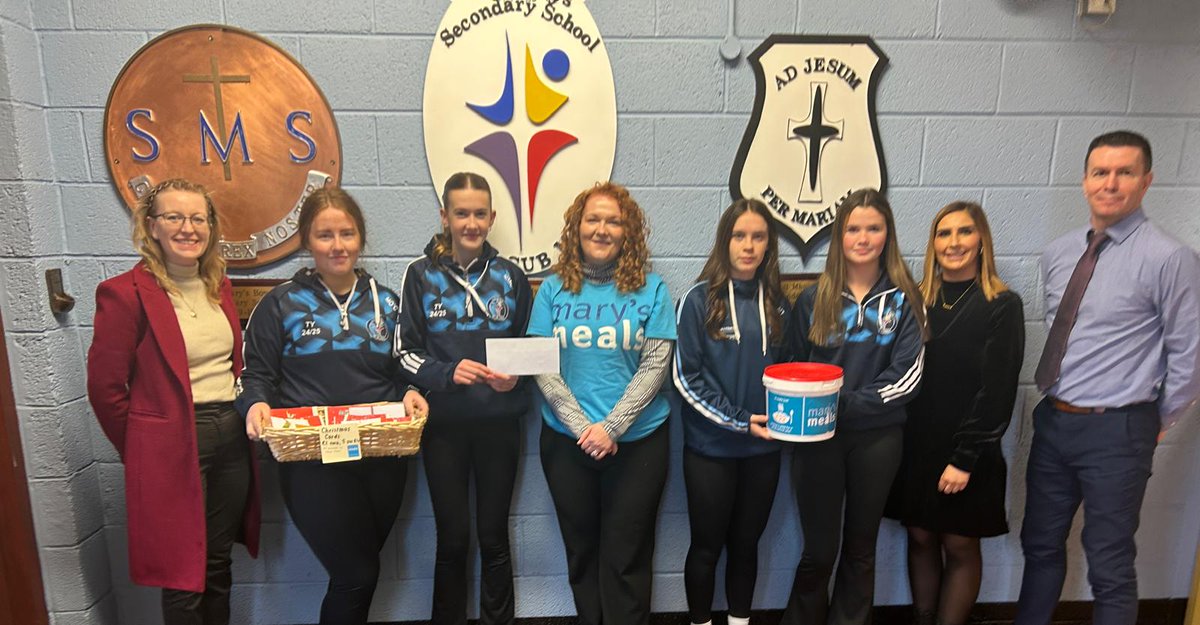 OLSSBlayney's tweet photo. OLSS students raised money for @MarysMealsIre by having a Christmas Jumper Day and selling Christmas Cards &amp; Decorations at the annual school's Christmas Craft Fair. Thank you to Patricia Friel from @MarysMealsIre for coming in to collect the monies raised #olsscharity https://t.co/akmtrjRcEp
