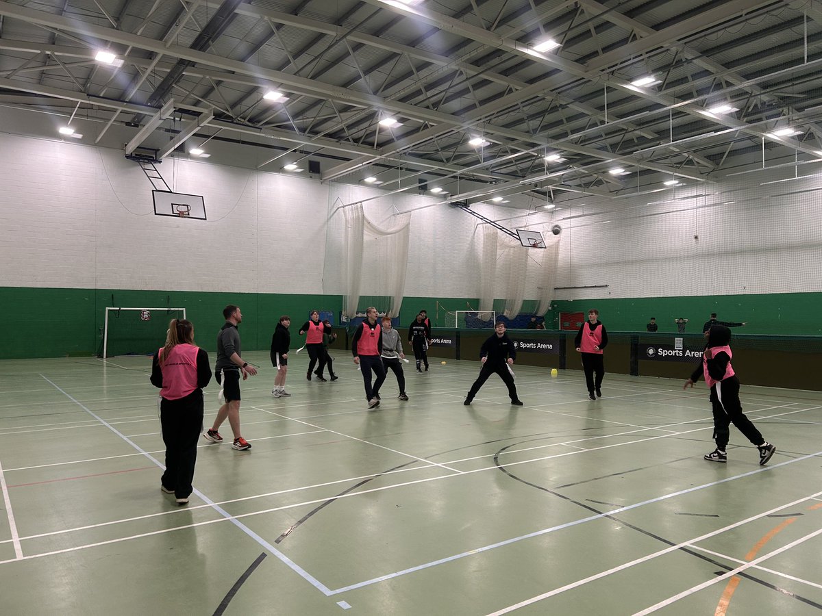EdgeRushFlagUK's tweet photo. A fantastic day teaching students @hopwoodhall and staff from @RBSGP schools all about Flag Football!! https://t.co/RbOTeUYG8H