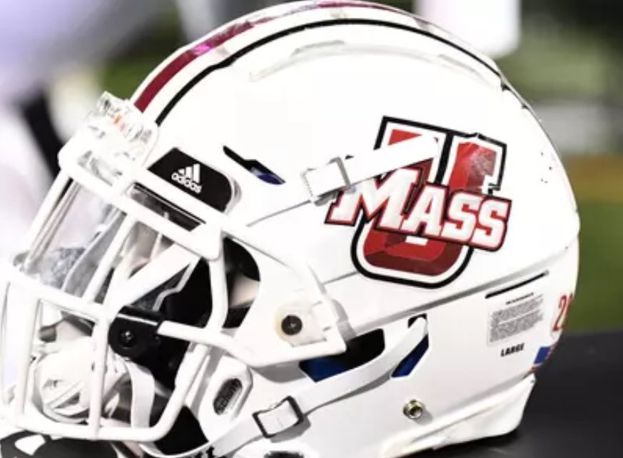 UMass offered. Thank you lord 🤞🏾
Really blessed man.