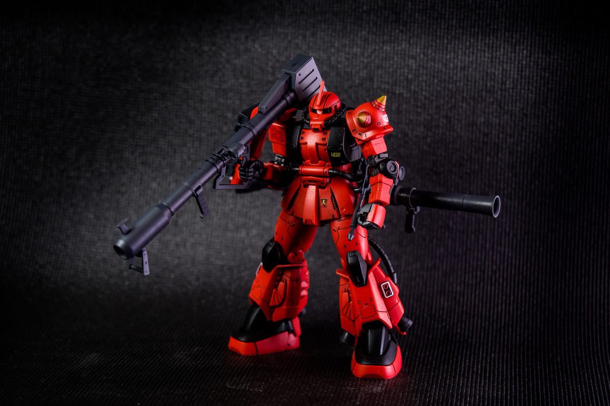 RaymonatorLeung's tweet image. Looking really nice after changing to Red Lightning’s color. レッドライトニングの高機動型ザクⅡのカラーリングに変更したらすごくいい感じになった #gundam #Zaku #redlightning #gunpla #gundamtheorigin