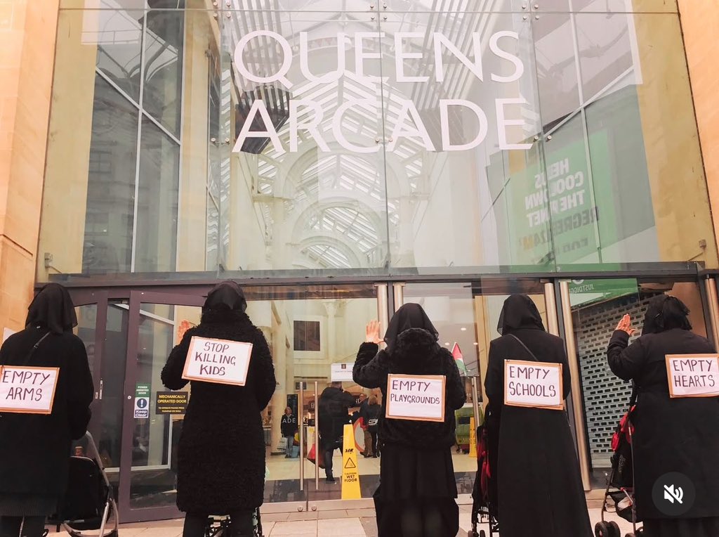 QudsNen's tweet photo. Pro-Palestine activists in Cardiff, Wales, held a protest in support of Gazan children. https://t.co/CS6Qp8uall