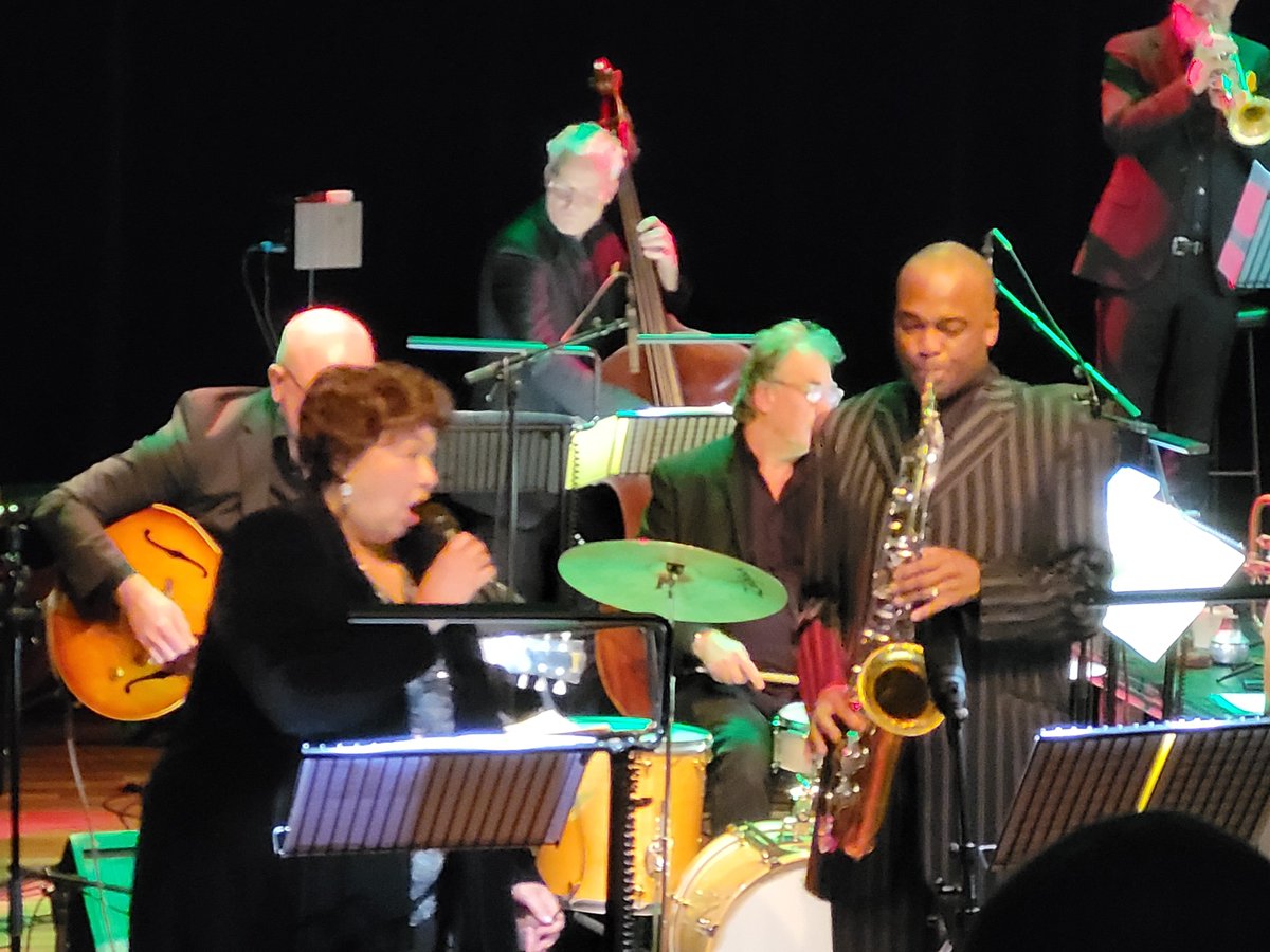 Hope19651's tweet photo. #Jazz joy met James Carter &amp; Marjorie Barnes in #Heerlen https://t.co/NlfuFwaoeN