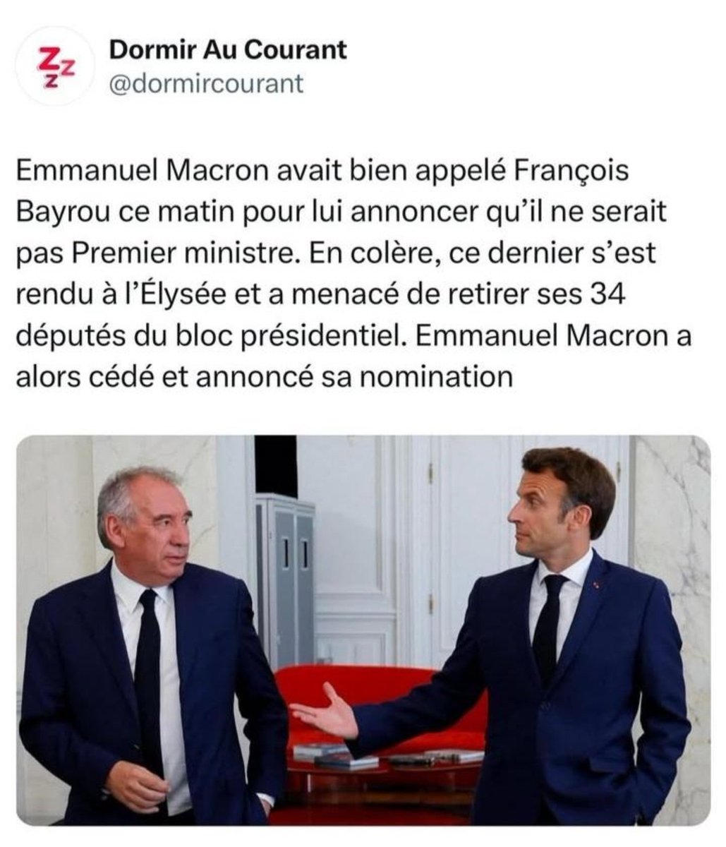 f_asselineau's tweet photo. MACRON DE PLUS EN PLUS AFFAIBLI
Les 24 dernières heures ont été incroyables :
-Macron veut nommer Lescure
-hurlements de LR
-appel à 5h du matin de Macron à Bayrou
-crise de nerfs de Bayrou
-chantage sur Macron
-Macron finit par céder
🤡Le règne de Macron s'achève en pantalonnade https://t.co/cBumUTc5Rq