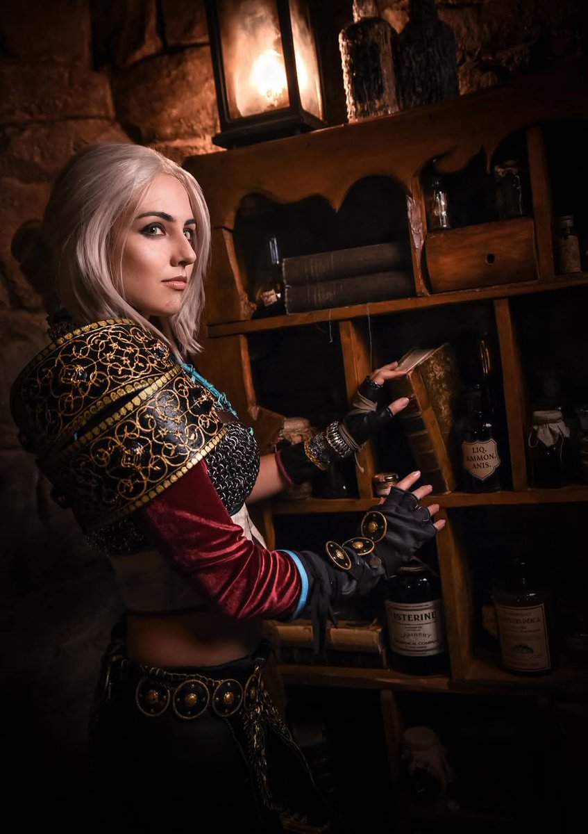 sinister__rogue's tweet photo. Witcher 4 trailer just dropped! I am so excited! Absolutely in love with Ciri's new look 😍
Time to post some of my Ciri cosplay photos then!
#ciri #witcher3 #Witcher4 #ciricosplay #witchercosplay #cdpred https://t.co/3VserbP28A