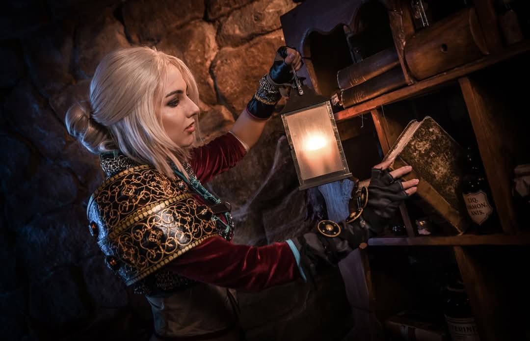 sinister__rogue's tweet photo. Witcher 4 trailer just dropped! I am so excited! Absolutely in love with Ciri's new look 😍
Time to post some of my Ciri cosplay photos then!
#ciri #witcher3 #Witcher4 #ciricosplay #witchercosplay #cdpred https://t.co/3VserbP28A