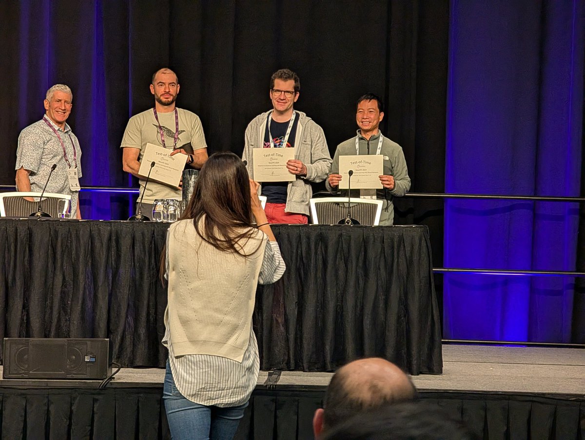 JeffDean's tweet photo. https://t.co/v8TvbIp4T2