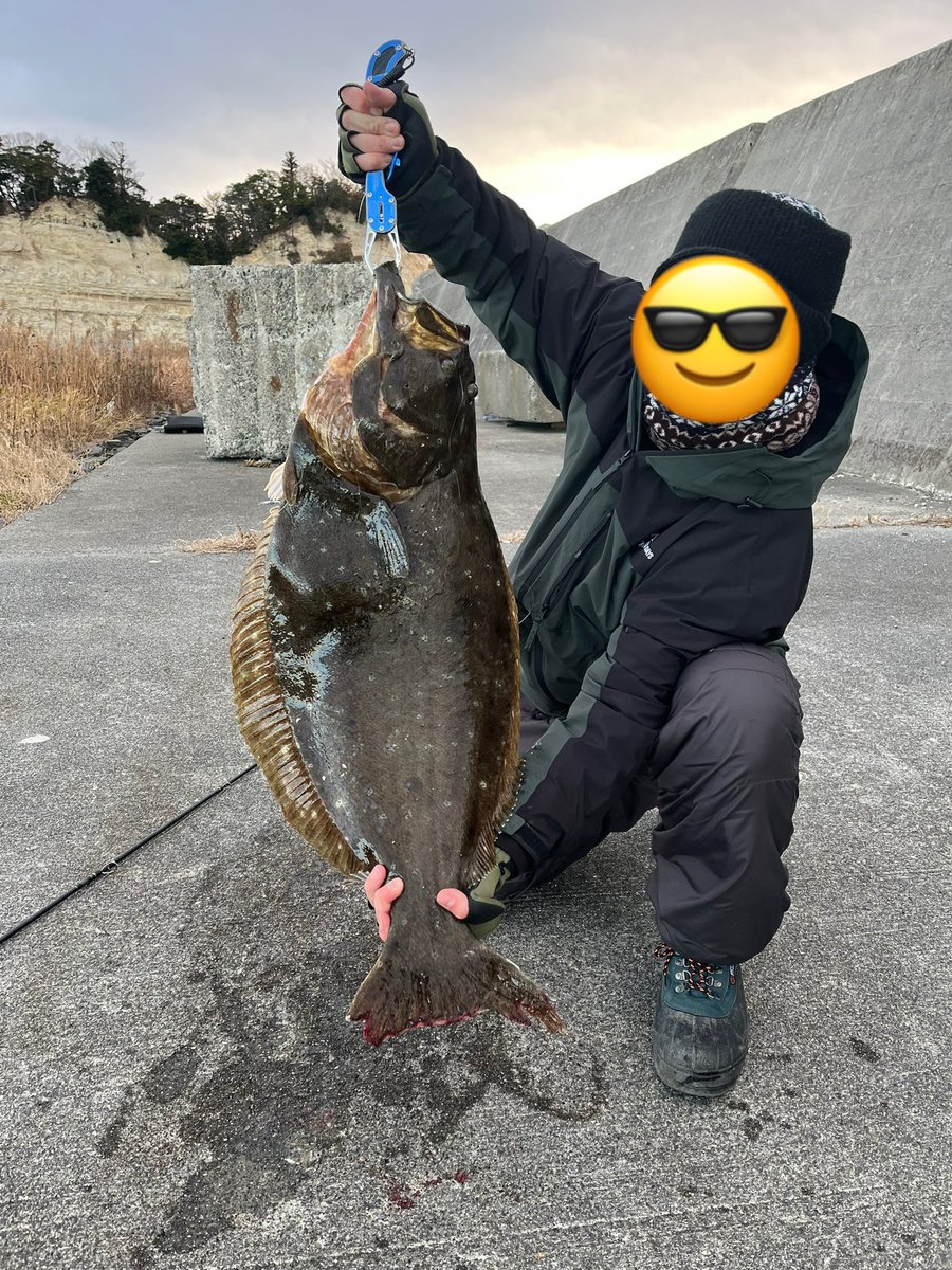 サバサンド tweet media