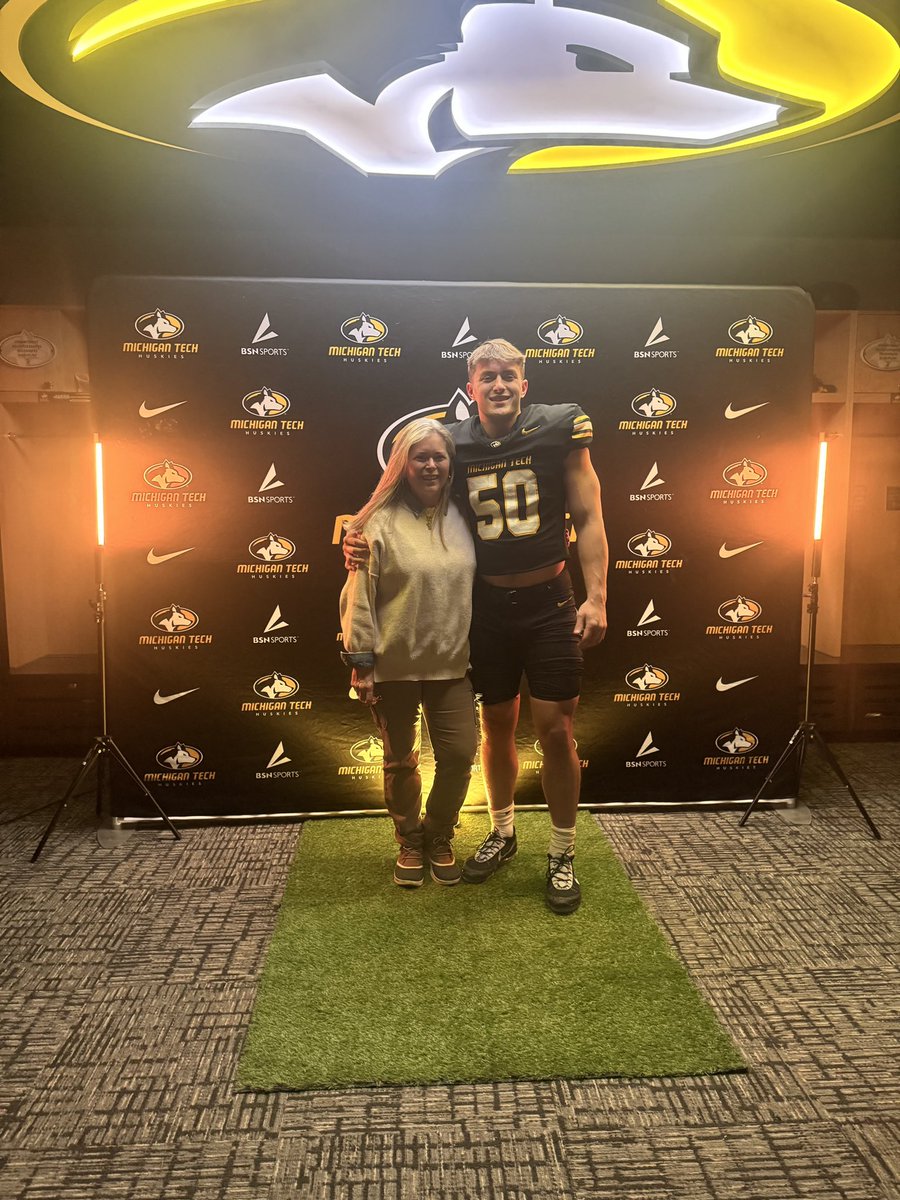 Liam Kania (@liam_kania) on Twitter photo After a great official visit and conversation with <a href="/DanMettlach/">Dan Mettlach</a> I’m excited to say I have received an offer from Michigan Tech! <a href="/CoachThomas90/">Bryan Thomas</a> <a href="/MTUFB/">Michigan Tech Football</a> After a great official visit and conversation with <a href="/DanMettlach/">Dan Mettlach</a> I’m excited to say I have received an offer from Michigan Tech! <a href="/CoachThomas90/">Bryan Thomas</a> <a href="/MTUFB/">Michigan Tech Football</a>