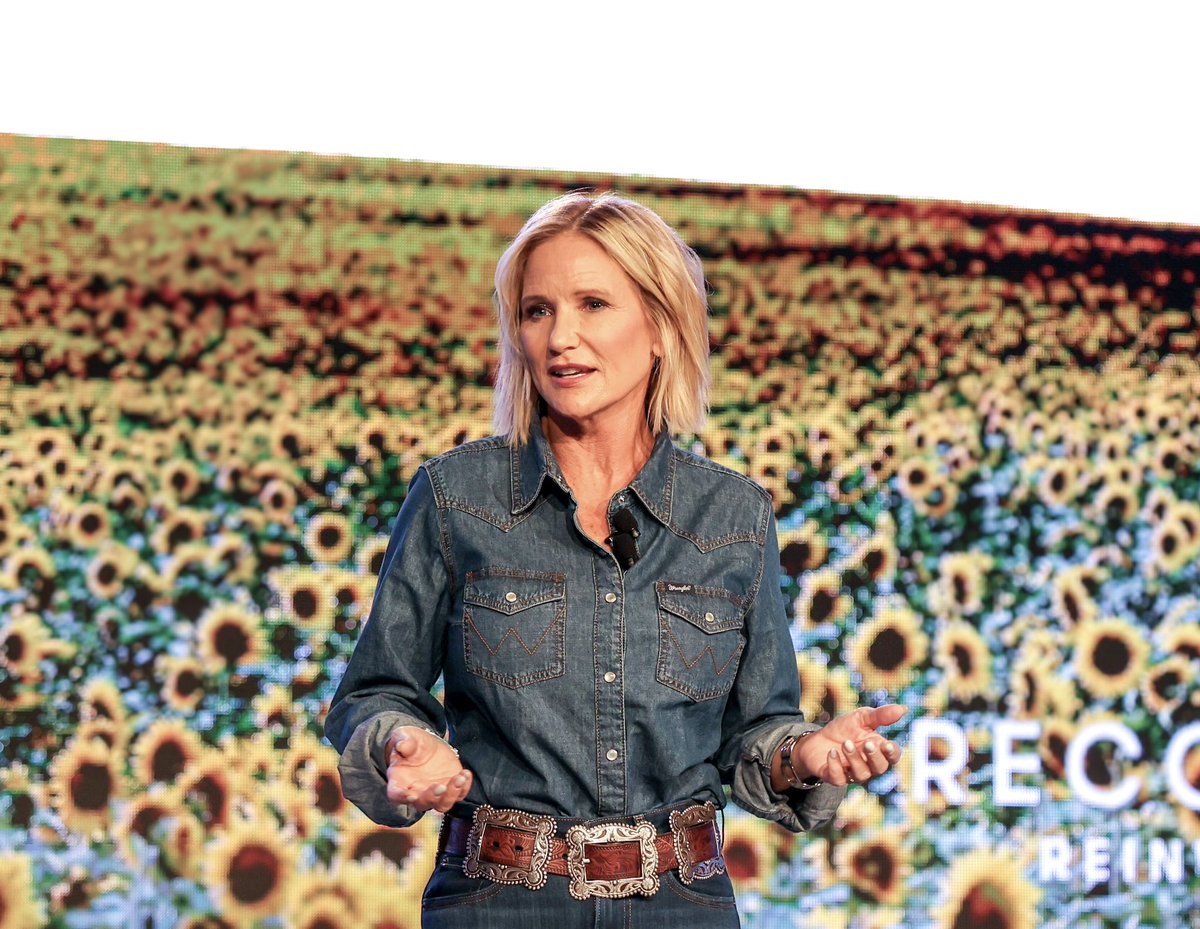 Kathryn Burgum tweet media