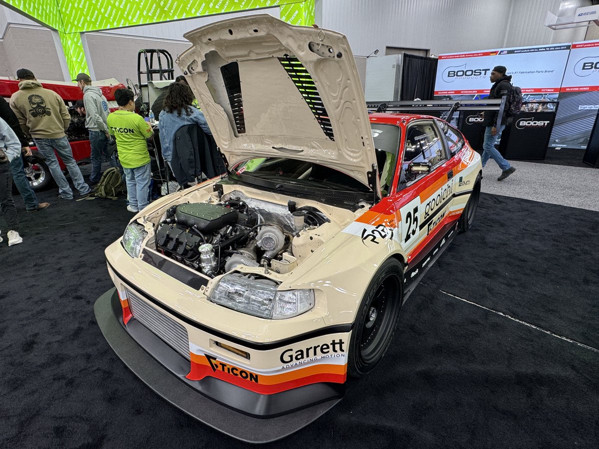 DestructoFox's tweet photo. I love getting to come to PRI every year. Catching up with friends while surrounded by cool cars, and getting to check out the latest gear. https://t.co/9rVNqMLTir