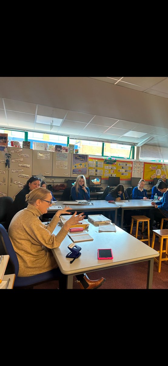 _stgens's tweet photo. Thank you to our past pupil and district nurse Patricia McCann for visiting our school this week to deliver a presentation to  Year 12 GCSE HSC students for their controlled assessment task and for delivering basic First Aid training to our year 11 students @stgenshe @stgensAP https://t.co/WbN2MQJHJt