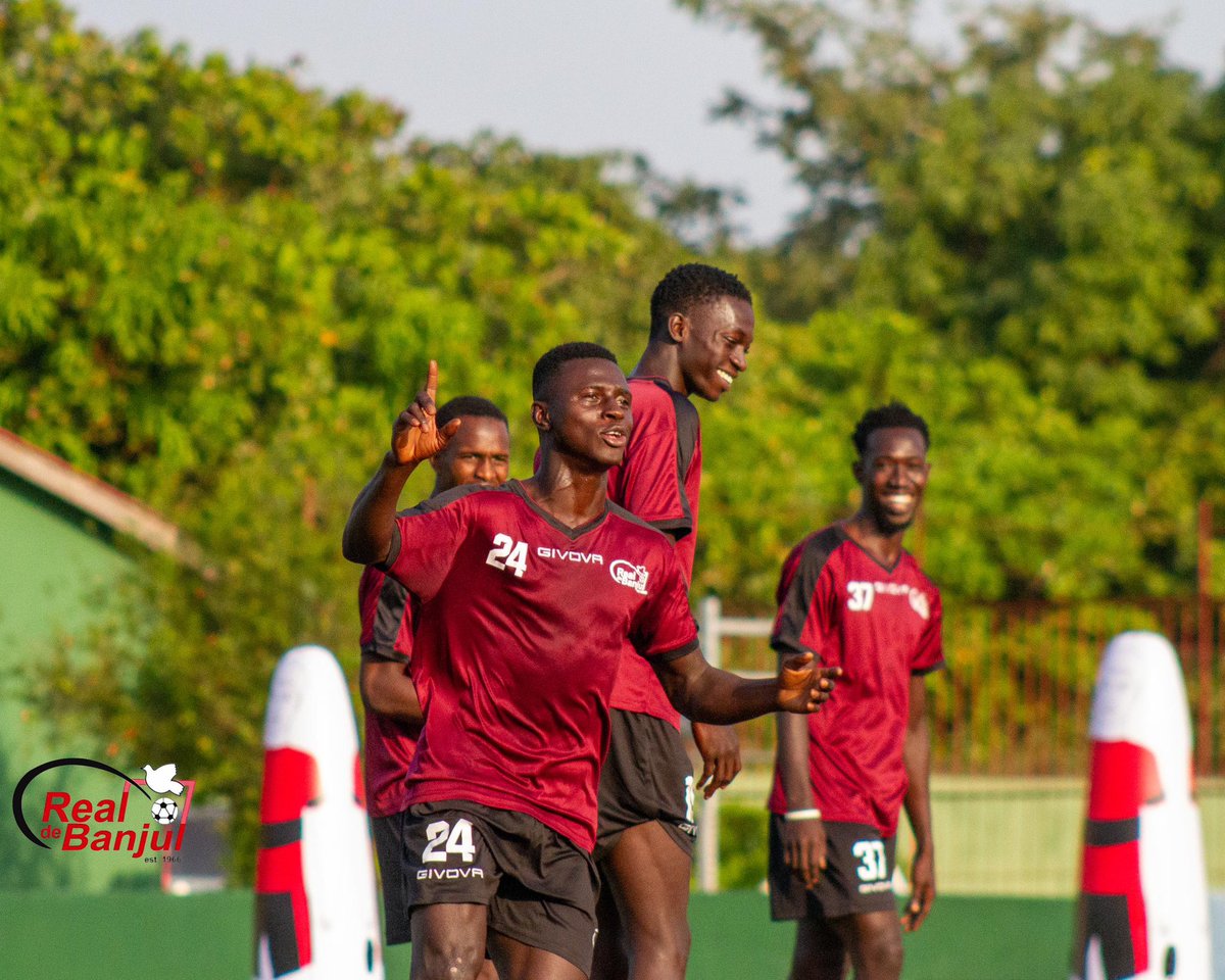 correa1217's tweet photo. 🇬🇲🚨 #KNOWDSTATS! Real De Bjl vs Hawks

@RealDeBanjulFC have won 9 of their last home matches &amp; Hawks failed to win any of their last 5 top-tier away matches.
Hawks haven't beaten Real De Bjl in Basori. The last time Hawks beat Real was in 2012. They meet in Basori 4 d Bjl derby. https://t.co/My0KDEG2ZQ