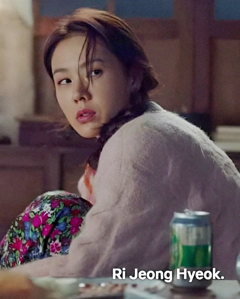 itsmeching's tweet photo. Happy 5th Anniversary to the best Kdrama ever made ✨️

#5YearsWithCLOY #CrashLandingOnYou
#RiRiCouple #hyunbin #sonyejin https://t.co/RvLazS1ttD