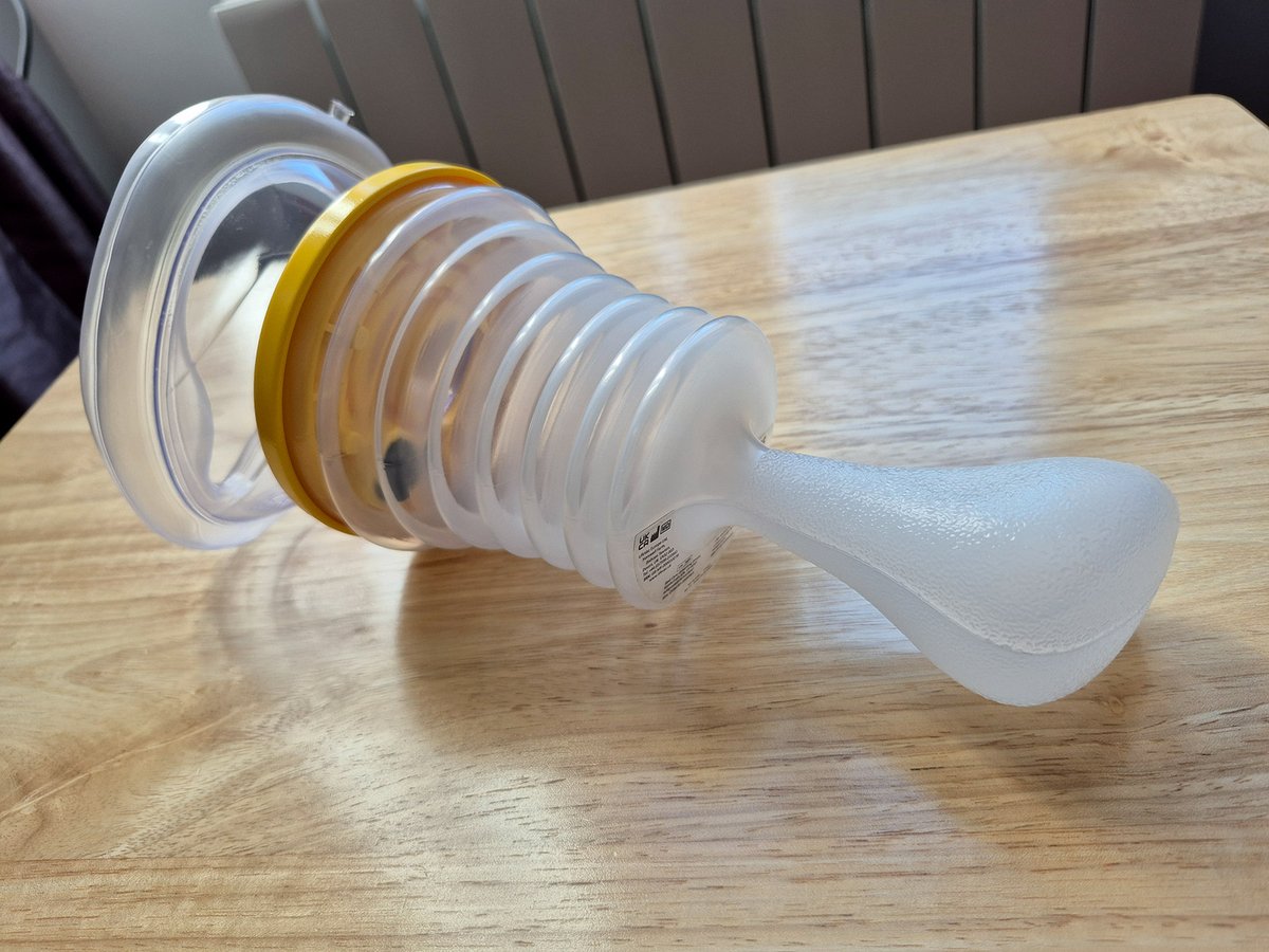 Climaxe_fr's tweet photo. J'ai acheté le LifeVac, un dispositif anti-étouffement qui peut sauver une vie quand les gestes de réanimation classique ont échoué. Mon test ici : https://t.co/50M1g57p65 #climaxe #lifevac #étouffement #antiétouffement https://t.co/xjgZ6te6RB