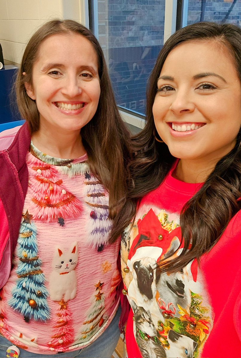 Jen_Costello1's tweet photo. Ugly Christmas Sweater day! 🎅 @NISDBOONE https://t.co/9NXxSPcy0e