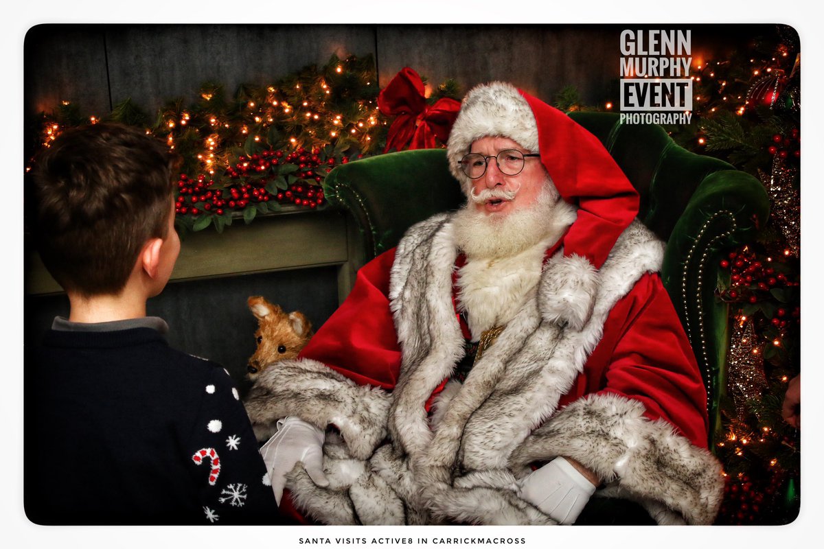 PhotoMurp's tweet photo. The perfect Christmas Present at https://t.co/6l1NpAiAyl https://t.co/dw7ozgkaoV