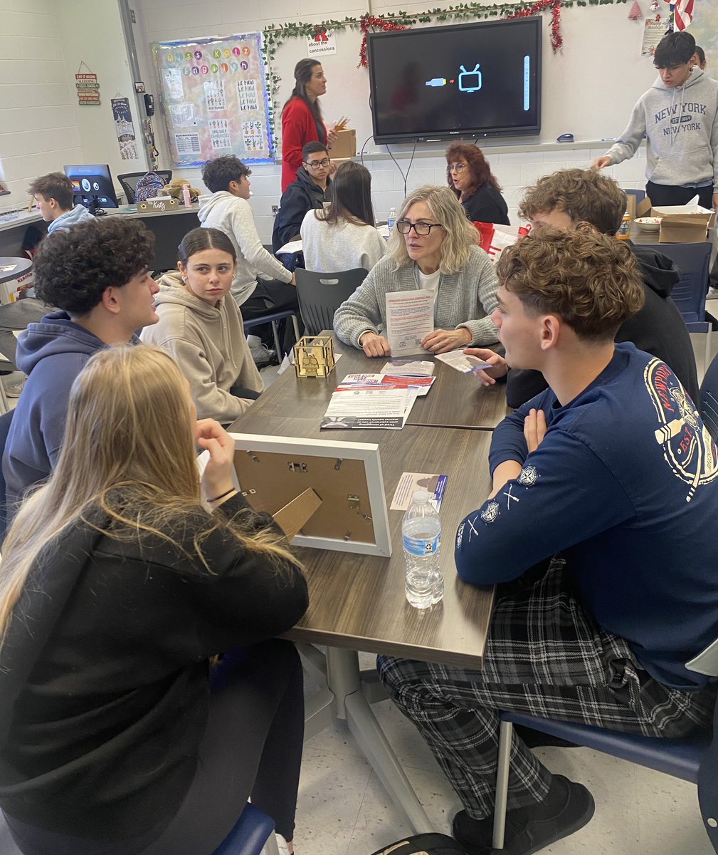 Julie Adkins tweet media