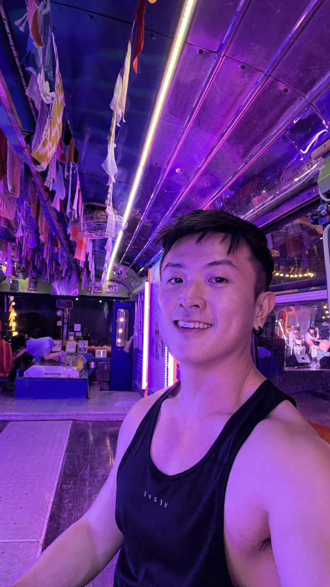 yuwei710's tweet photo. Been in Thailand for 6 years, it’s my first time to Wonderfruit. ❤️ https://t.co/NKFQcL58r7