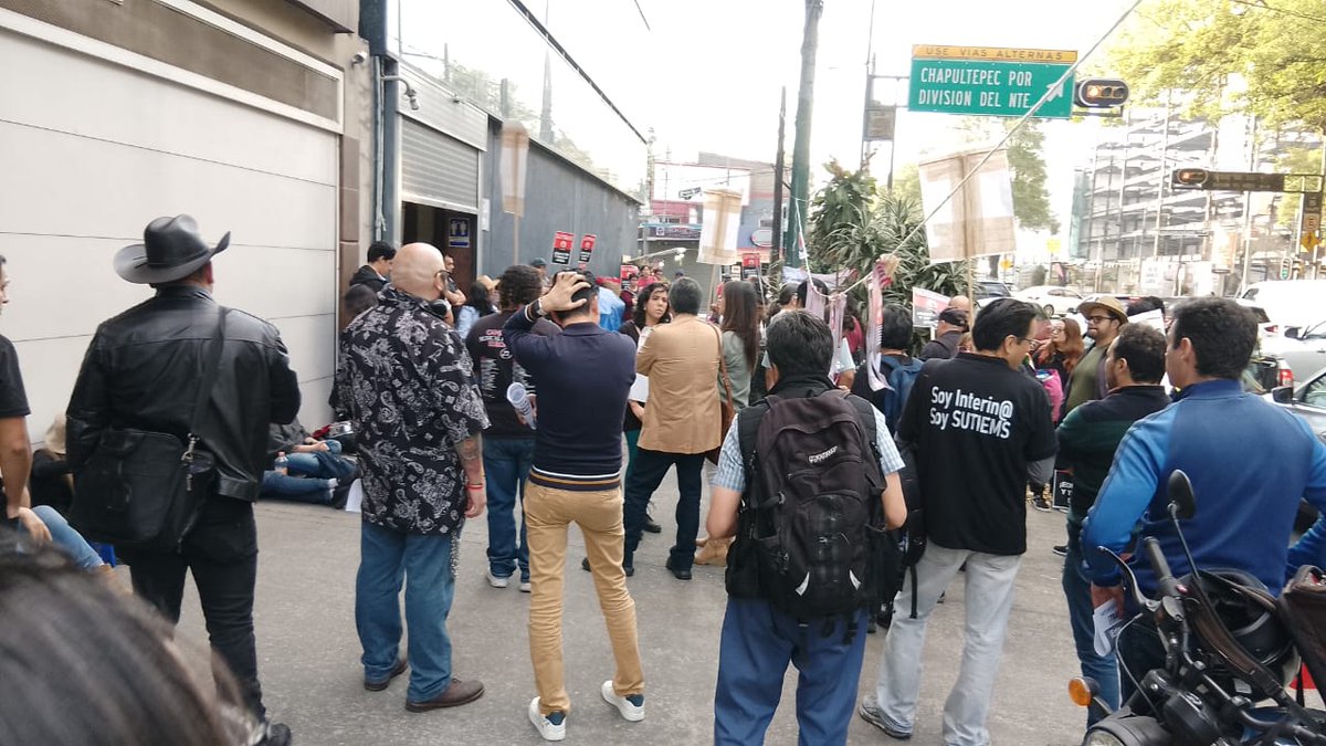 SutiemsOrg's tweet photo. Alto al acoso laboral en el @IEMS_CDMX 
@lasillarota @El_Chamuco @AristeguiOnline @ElFinanciero_Mx @proceso @Somoselmedio @LaJornada @Milenio 
@ClaraBrugadaM 
Solución a las demandas de las y los trabajadores.
@RadioEducacion @LaIzqDiarioMX https://t.co/ldUChMqlwo