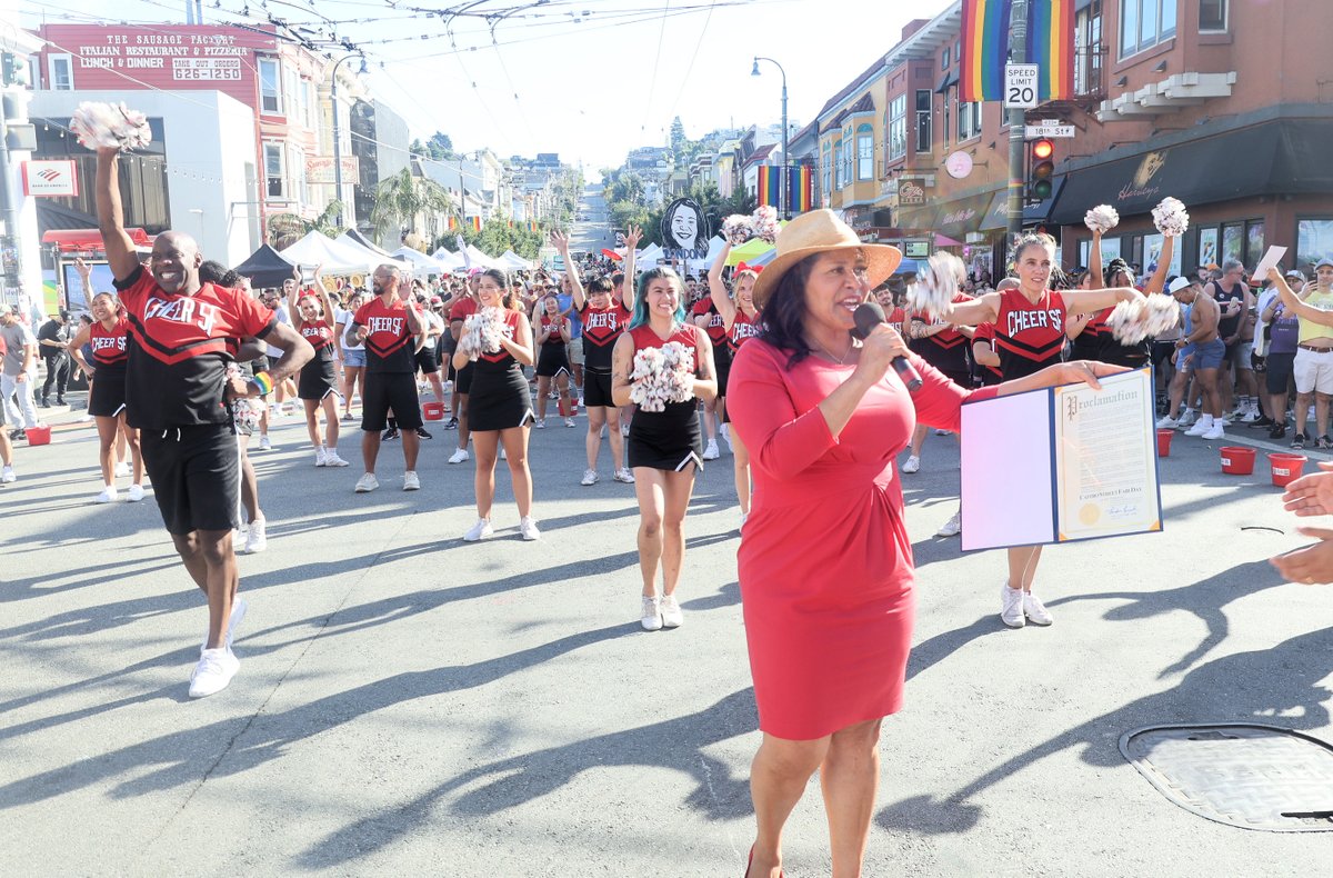 LGBTPhotoGuy's tweet image. At the @CastroStFair with @CHEERSF and @MayorLondonBred. For more photos please visit my website at DarrylPelletierPhotography.com #castro #CastroSF @lgbtqnation @BuzzFeedLGBTQ #gaySF @onlyinsf @sfexaminer @qnightlifefund