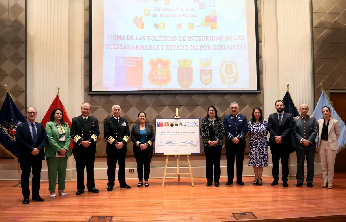 Ministerio de Defensa Nacional tweet media
