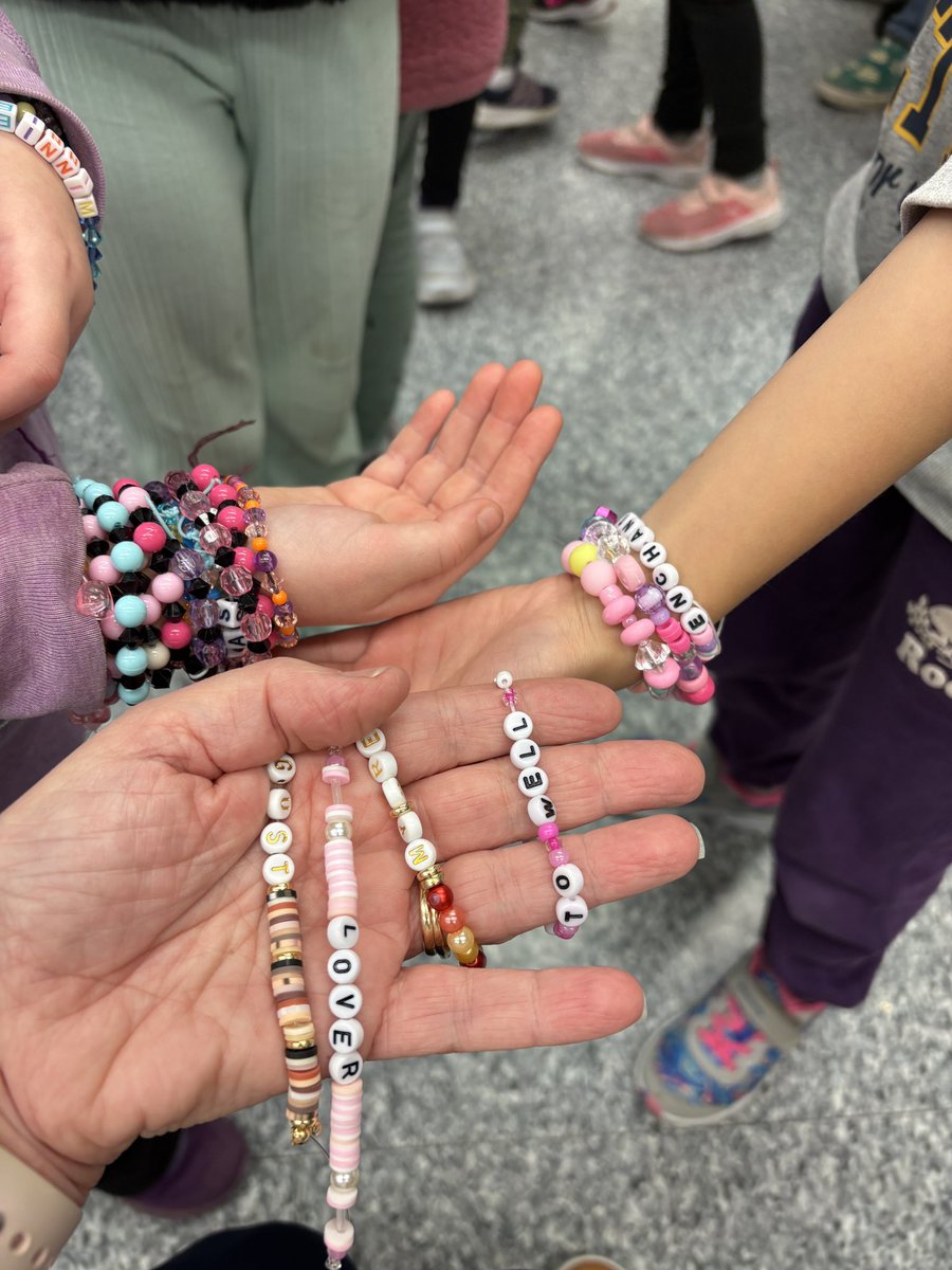 Silver Star Elem tweet media