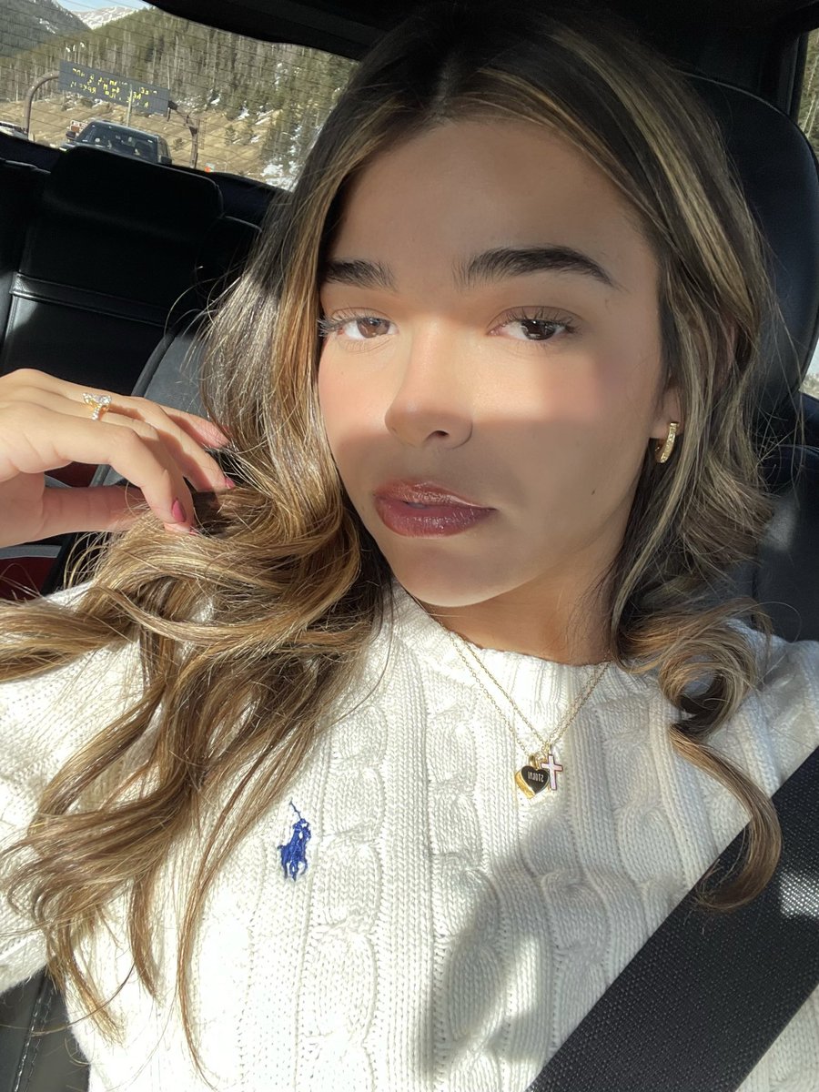 fabbabyy's tweet photo. ✨🤍 https://t.co/wend663xKs