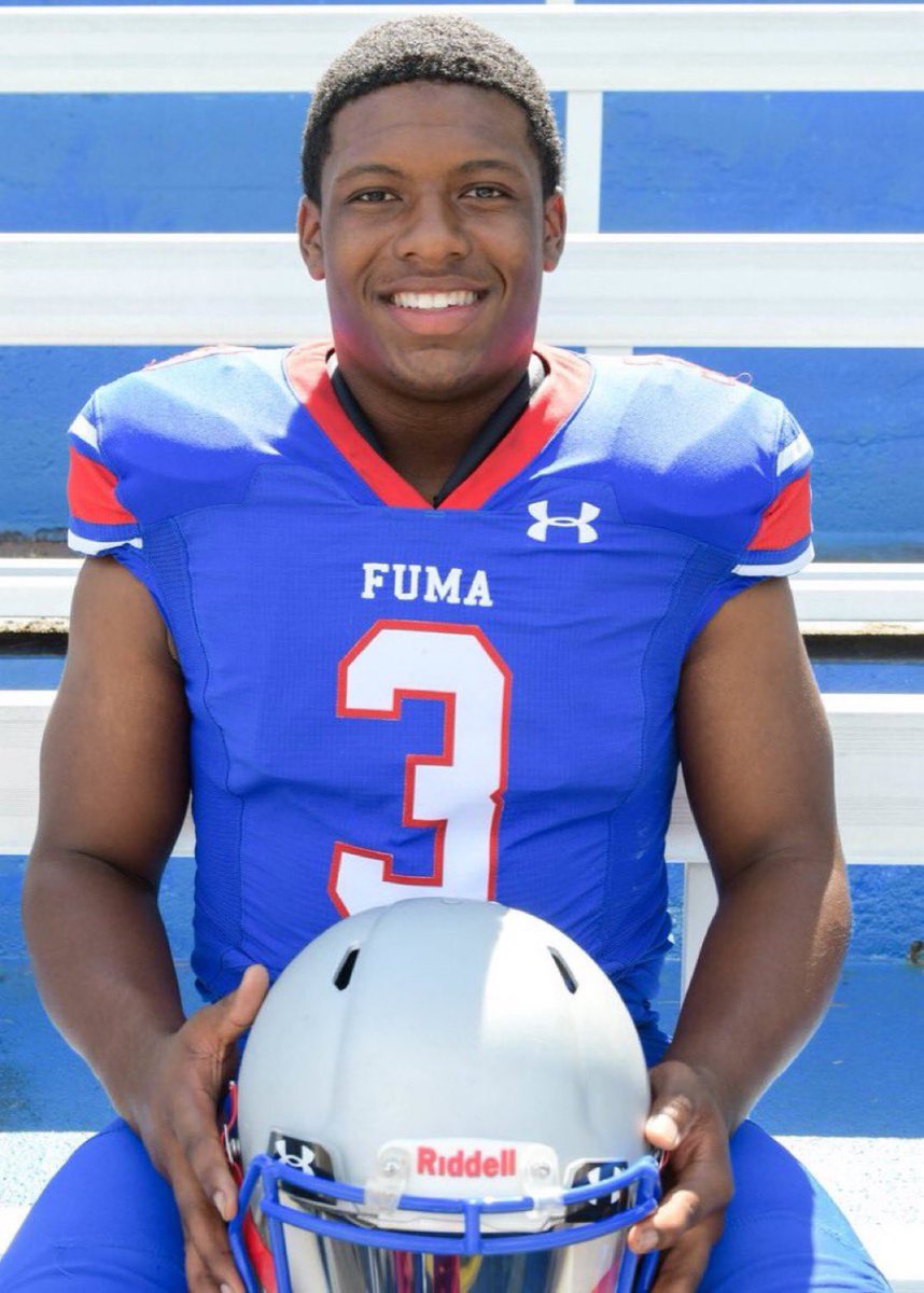 CoachTroyTaylor's tweet photo. Ready to go in December!
FB/DL 5'11"
#3 Marcus Dickerson
@MarcusD2024 
Palmyra, VA 
Fluvanna County
#GoFUMA https://t.co/zYUxDFeTdY