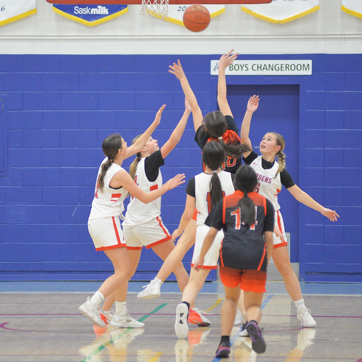 swbooster's tweet photo. The SCCHS Jr Ardens are hosting their home tournament this weekend @SCCHS_Comp @swacsports 

STEVEN MAH https://t.co/oNwLlllVQA