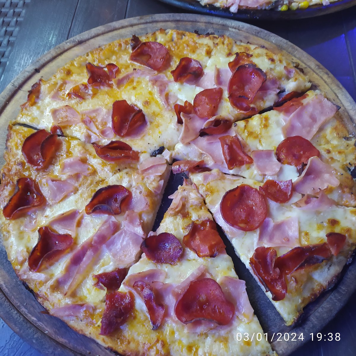 randomresto's tweet image. Pizzería Milán 92
4.3⭐ (1424) $$
3001 Carrera 18 entre calles 54A y 55, Barquisimeto 3001, Lara, Venezuela
maps.google.com/?cid=130960794…