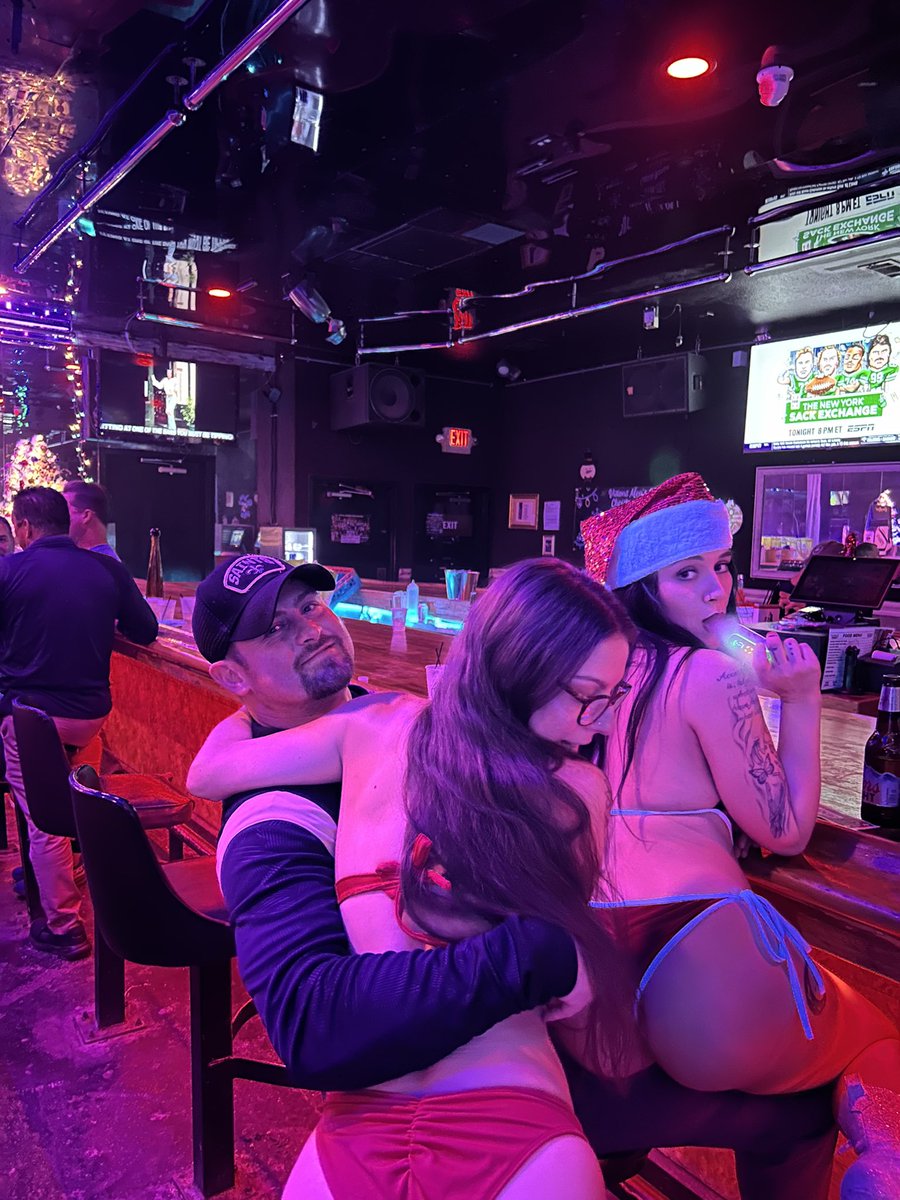 “YEA, I’M LIVE” tweet media