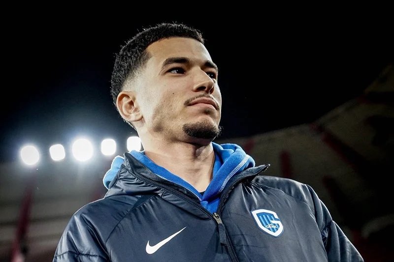 DrNotavel20's tweet photo. EXCLUSIVO: Benfica volta ao ataque pelo lateral-direito de 22 anos, Zakaria El Ouahdi!
O marroquino está referenciado pela SAD do Benfica desde o mercado de verão. O Benfica tinha oferecido 8M�� ao Genk. O jogador quer jogar no Benfica, como tinha afirmado o pai do mesmo. https://t.co/9TyTeydWev