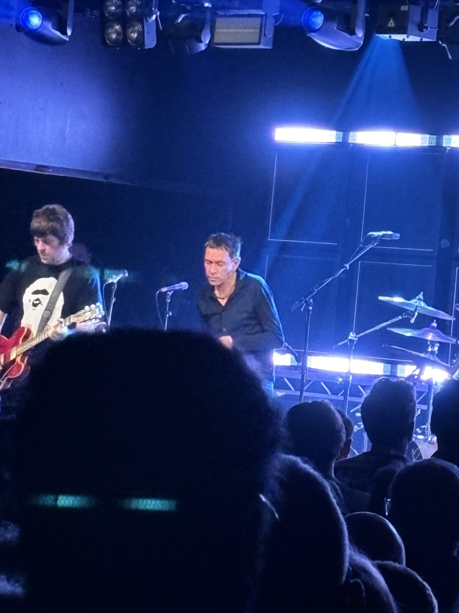 akky234's tweet photo. Shed seven he’s a cocky bastard but with good reason 12.9/10 https://t.co/Zz7JA5yfdh