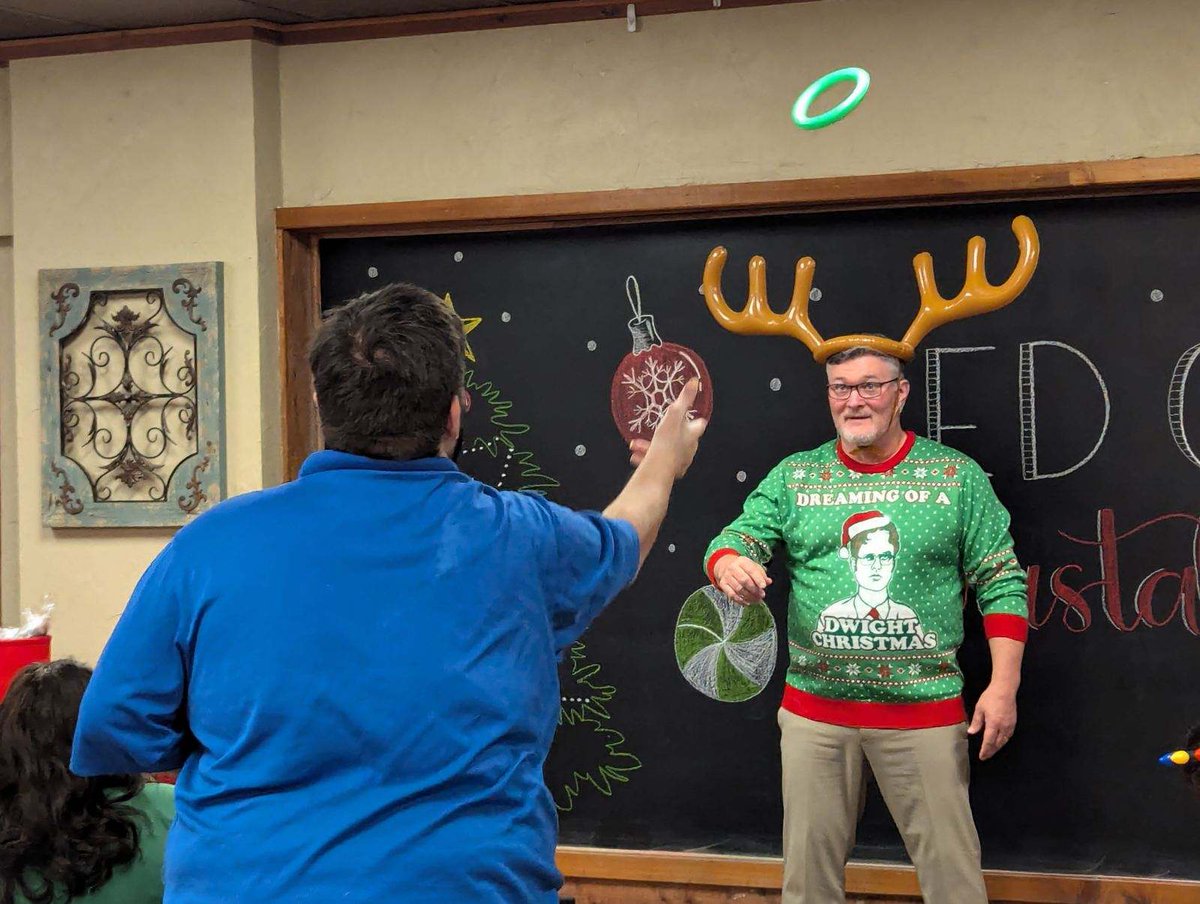 RedCrossTXGC's tweet photo. The Coastal Bend Chapter volunteers had so much fun yesterday at the holiday party playing ring toss, doing arts and crafts and just enjoying each other’s company. Thank you to all who came. https://t.co/1ctlztLSRG