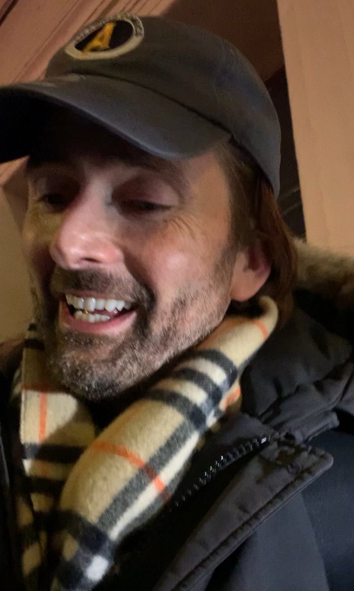 not even all the christmas lights in London could beat that smile 😍😍😍