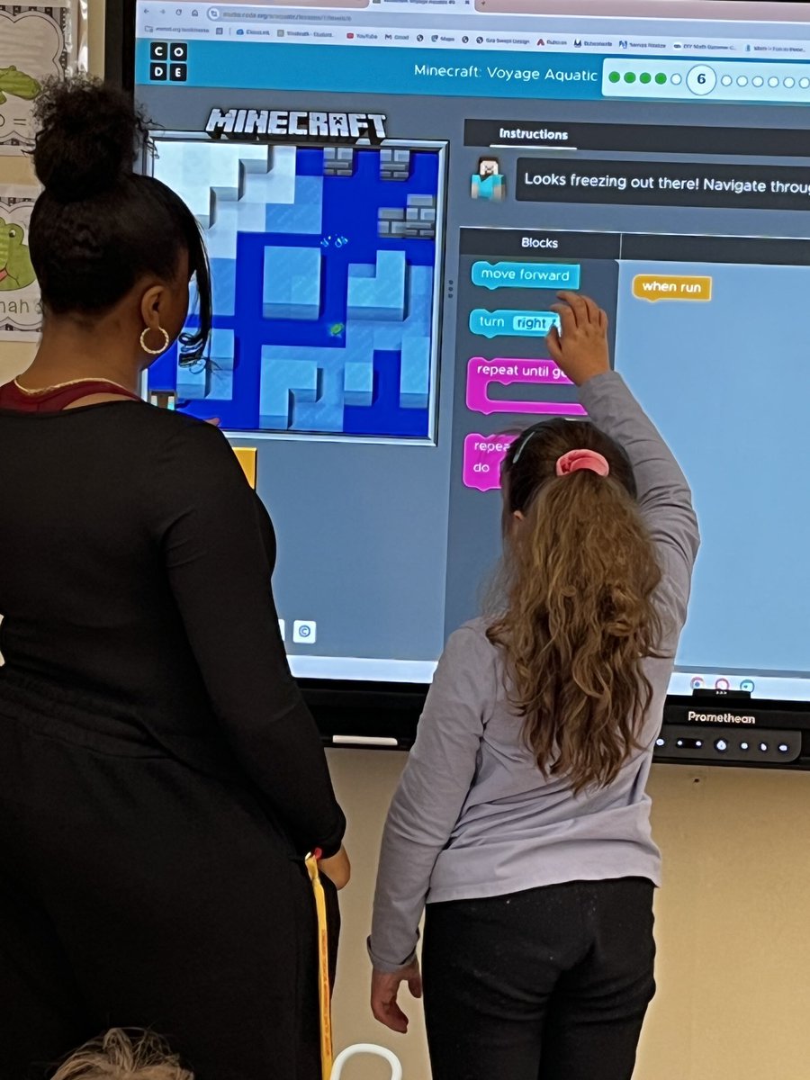 CmsJuckett's tweet photo. Thanks to the students from the HS who came to teach our students about coding today. ⁦@NicoleMusarra⁩ ⁦@CMSmtolive⁩ ⁦@MountOliveTSD⁩ https://t.co/FeEcpPZtnR