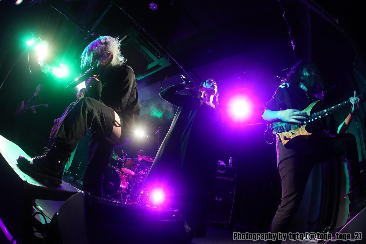 clama_official's tweet photo. 2024.12.02(Mon)

Tonighve presents "Present"

EXCLAMATION LAST LIVE

at 福岡graf

photo by @toge_toge_2 

② https://t.co/owI1TixKPk