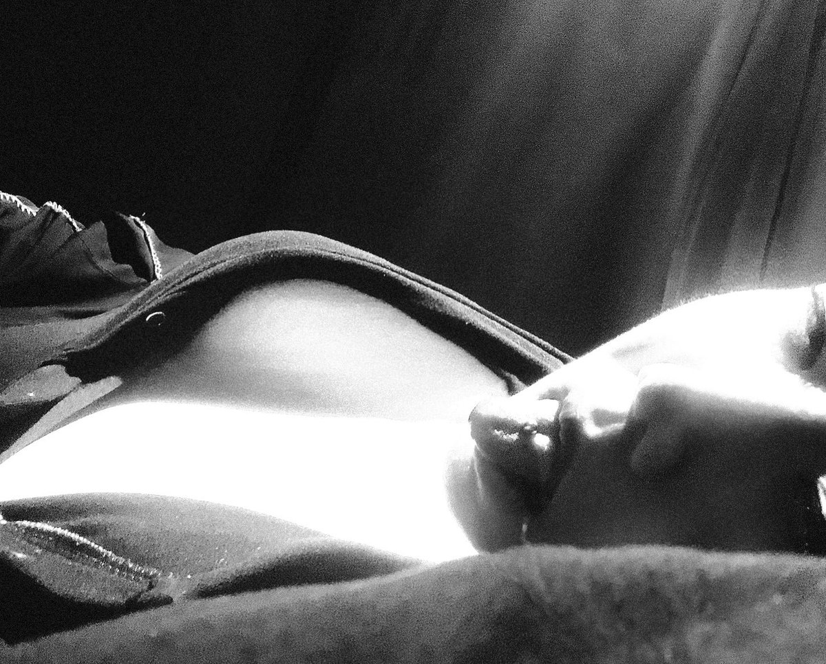 福利姬Ora_分享的黄推图片2 - 网红私拍内容