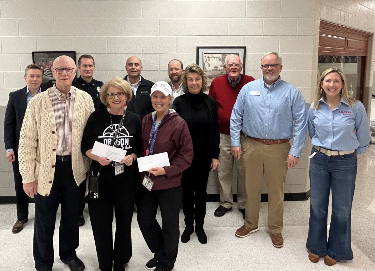 Collierville Middle tweet media