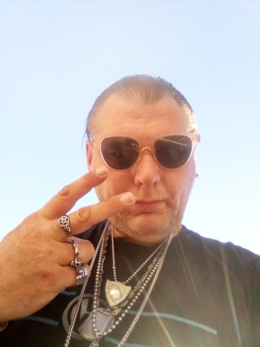 Burt Thomas tweet media