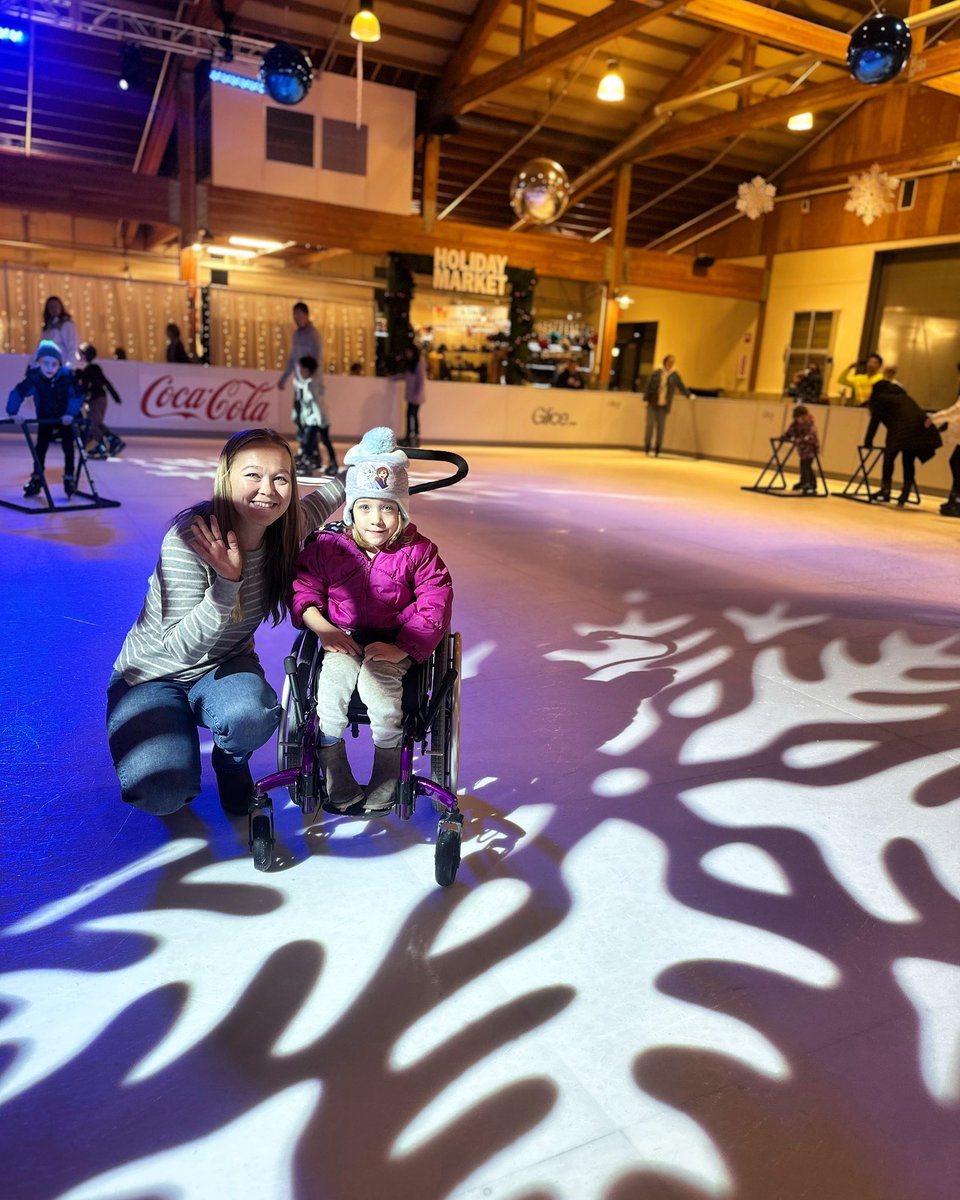 WAStateFairEC's tweet photo. Skating, smiles, and memories waiting to be made. Bring the entire family and experience the magic on the ice. ⛸️
*Ice skating is sponsored by @CocaCola
#WSFHolidayMagic https://t.co/TwgVxWmht6