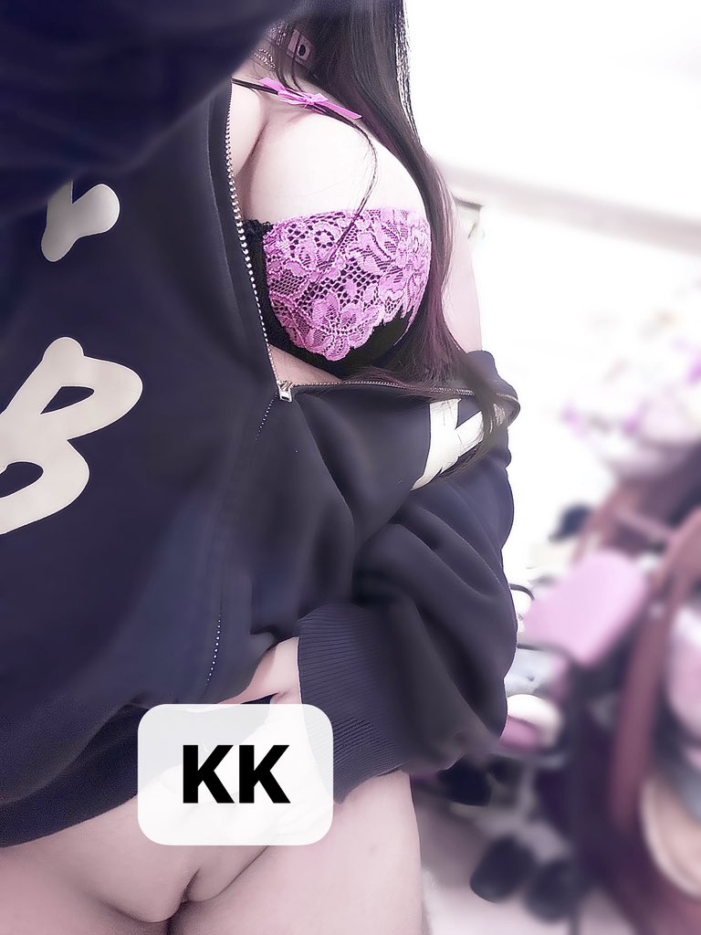 舔逼视角🤪

辛苦转推@tankebuluo1 
@HZDS111 
@Duobaanzz 

#bbw #广州bbw #白虎 #肥逼 #小狗 #母狗 #广东bbw #可空降 #06 #puppy https://t.co/0AhOwRNlUG