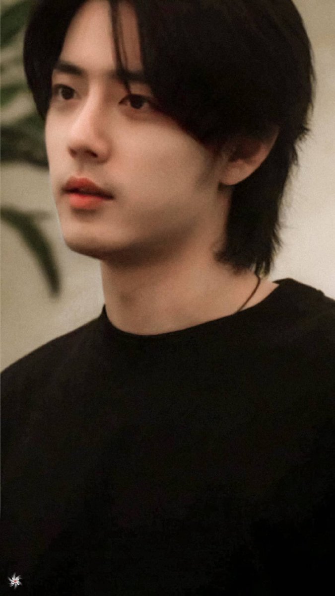 youngmo131's tweet photo. จะบ้าาาาาพี่จ้านโคตรร่างทองโคตรหล่อออออออออออออตายๆๆกุตายๆๆแน่ถ้าเจอร่างนี้บ่อยๆๆ😭😭😭😞 https://t.co/SExncYZkZy