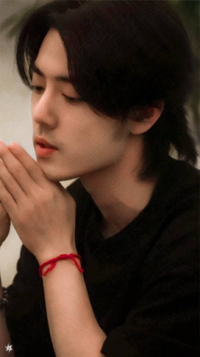 youngmo131's tweet photo. จะบ้าาาาาพี่จ้านโคตรร่างทองโคตรหล่อออออออออออออตายๆๆกุตายๆๆแน่ถ้าเจอร่างนี้บ่อยๆๆ😭😭😭😞 https://t.co/SExncYZkZy