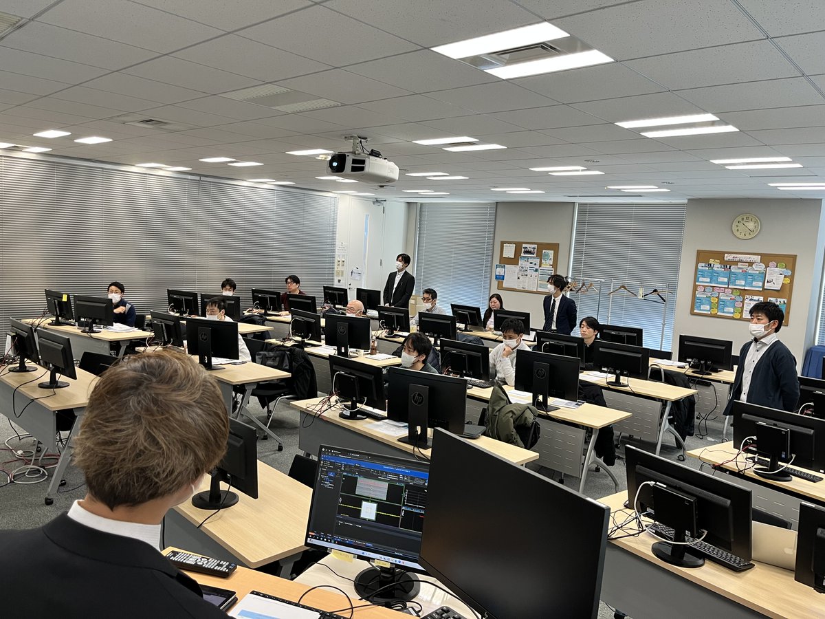 JCMP_koho's tweet photo. 本日は、Monacoを用いたVMAT治療計画実習講習会が開催されているので、その様子を少しお見せいたします🧐 講習会は午後もまだまだ続きます、、、！！#放射線治療　#医学物理　#RT https://t.co/Xs79yZAGhQ