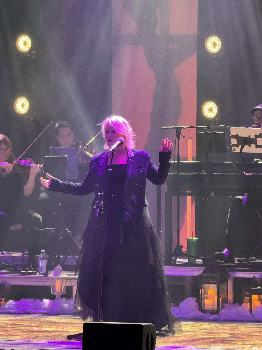goalRxn's tweet photo. Saw the one and only Jann Arden tonight! Brought my girls. It’s an experience I’ll remember forever! Seeing my girls sing “Could I be your girl” and “Good Mother” brought unexpected tears! #CanadasQueen #JannArden #OneOfAKind #thatVoice https://t.co/e5N1RoZV86