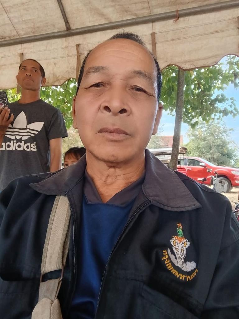 ชูศิลป์ ทําผง tweet media