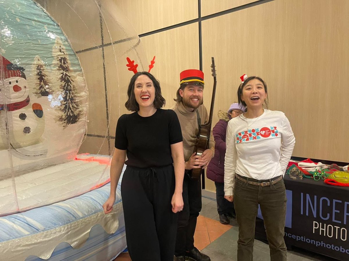 EllenDoty's tweet photo. We had such a blast performing on @CBCRadioActive today! What a joy! Thank you @JessicaNgCBC @MinDhariwal and the whole team ♥️ #holidaygiveback #maketheseasonkind https://t.co/1SH94JHq8G