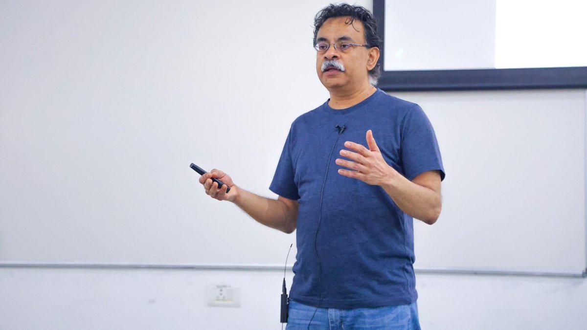 fsttcs's tweet image. The MM workshop at #FSTTCS2024 is off to a great start with a full house! Subscribe to the FSTTCS 2024 Youtube channel to follow along if you are not @iitgn )
