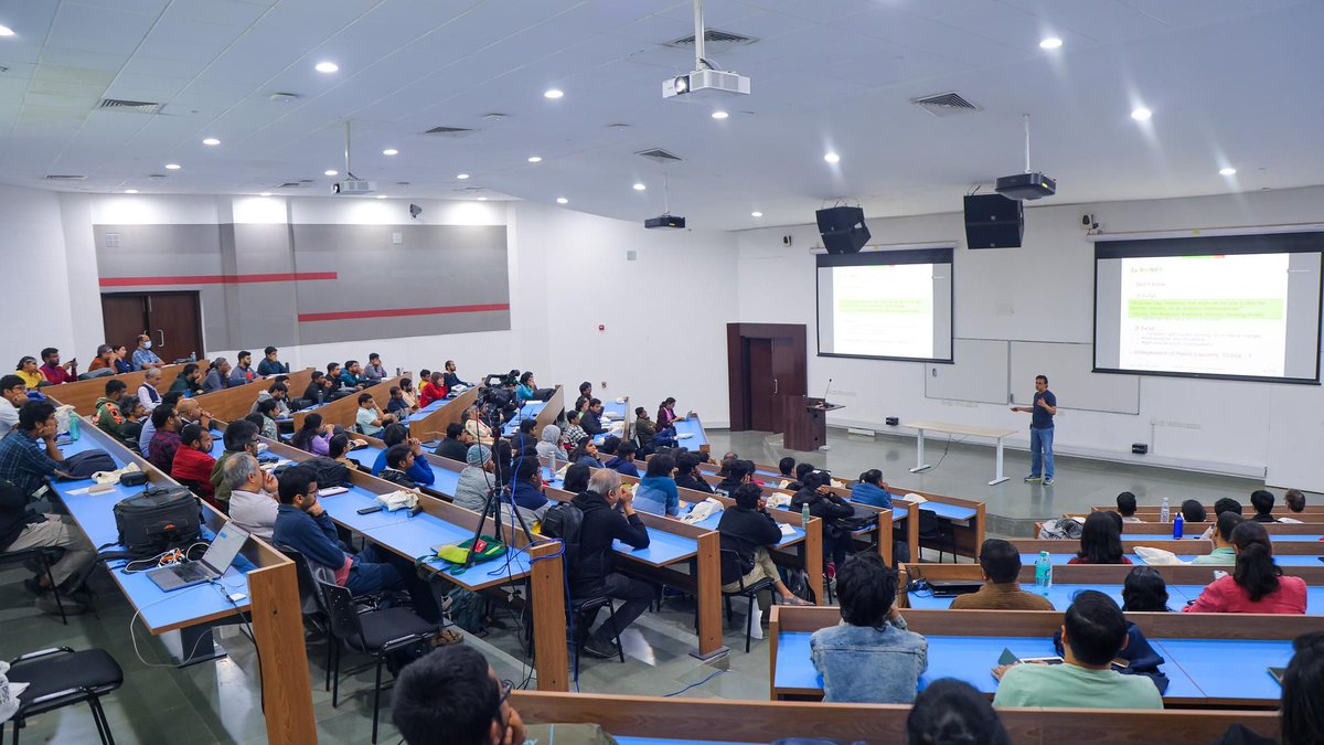 fsttcs's tweet image. The MM workshop at #FSTTCS2024 is off to a great start with a full house! Subscribe to the FSTTCS 2024 Youtube channel to follow along if you are not @iitgn )